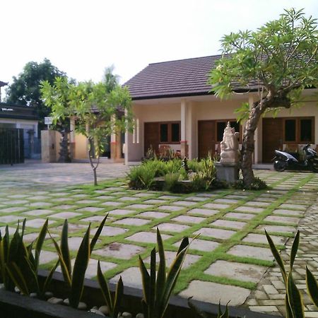 מטאראם Deka Homestay מראה חיצוני תמונה